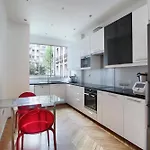 Spacious Exceptional Apartment Place De L\'Etoile