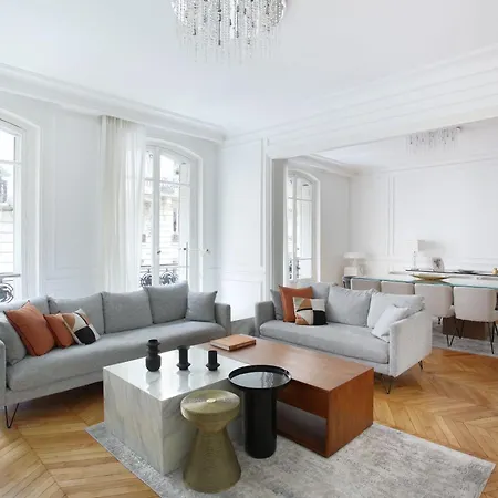 Apartment Spacious Exceptional Place De L'etoile Paris