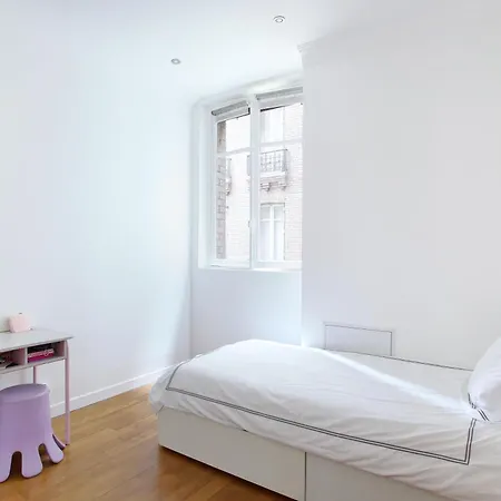 Apartment Spacious Exceptional Place De L'etoile Paris